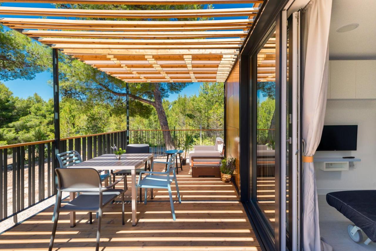 Kamp Vira Mobile Homes Đảo Hvar Ngoại thất bức ảnh