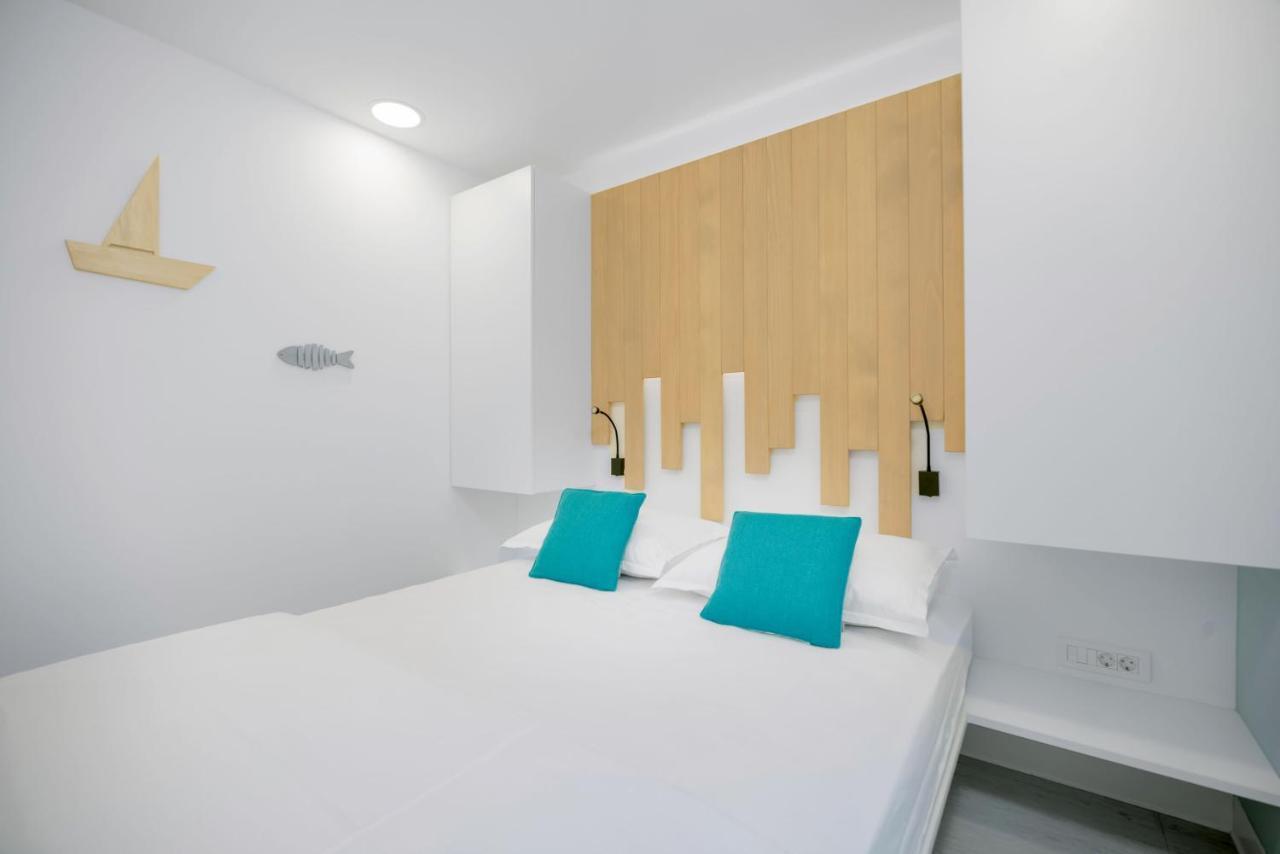 Kamp Vira Mobile Homes Đảo Hvar Ngoại thất bức ảnh