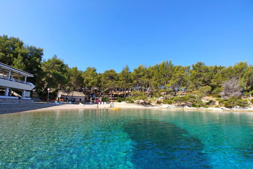 Kamp Vira Mobile Homes Đảo Hvar Ngoại thất bức ảnh