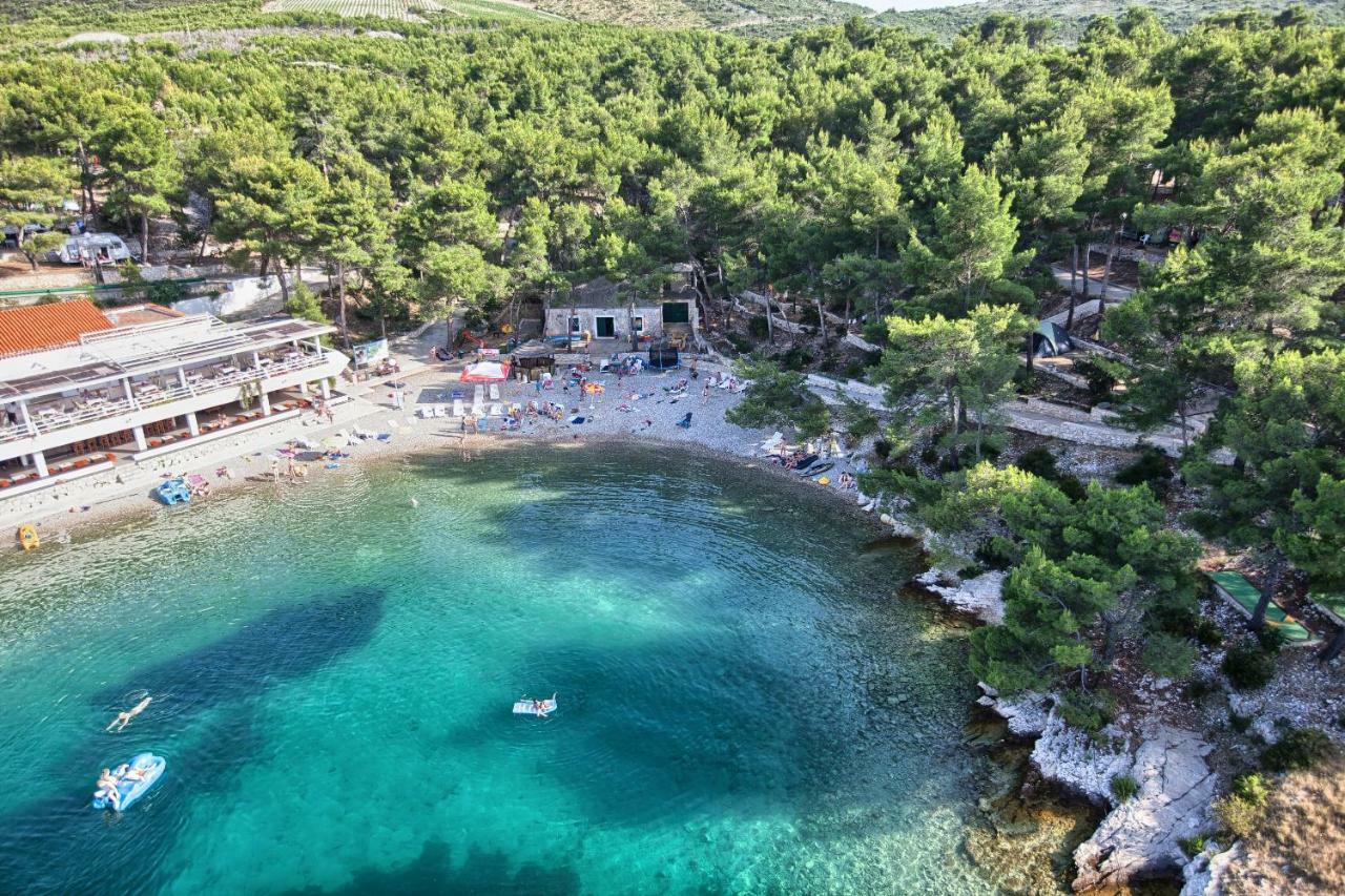 Kamp Vira Mobile Homes Đảo Hvar Ngoại thất bức ảnh