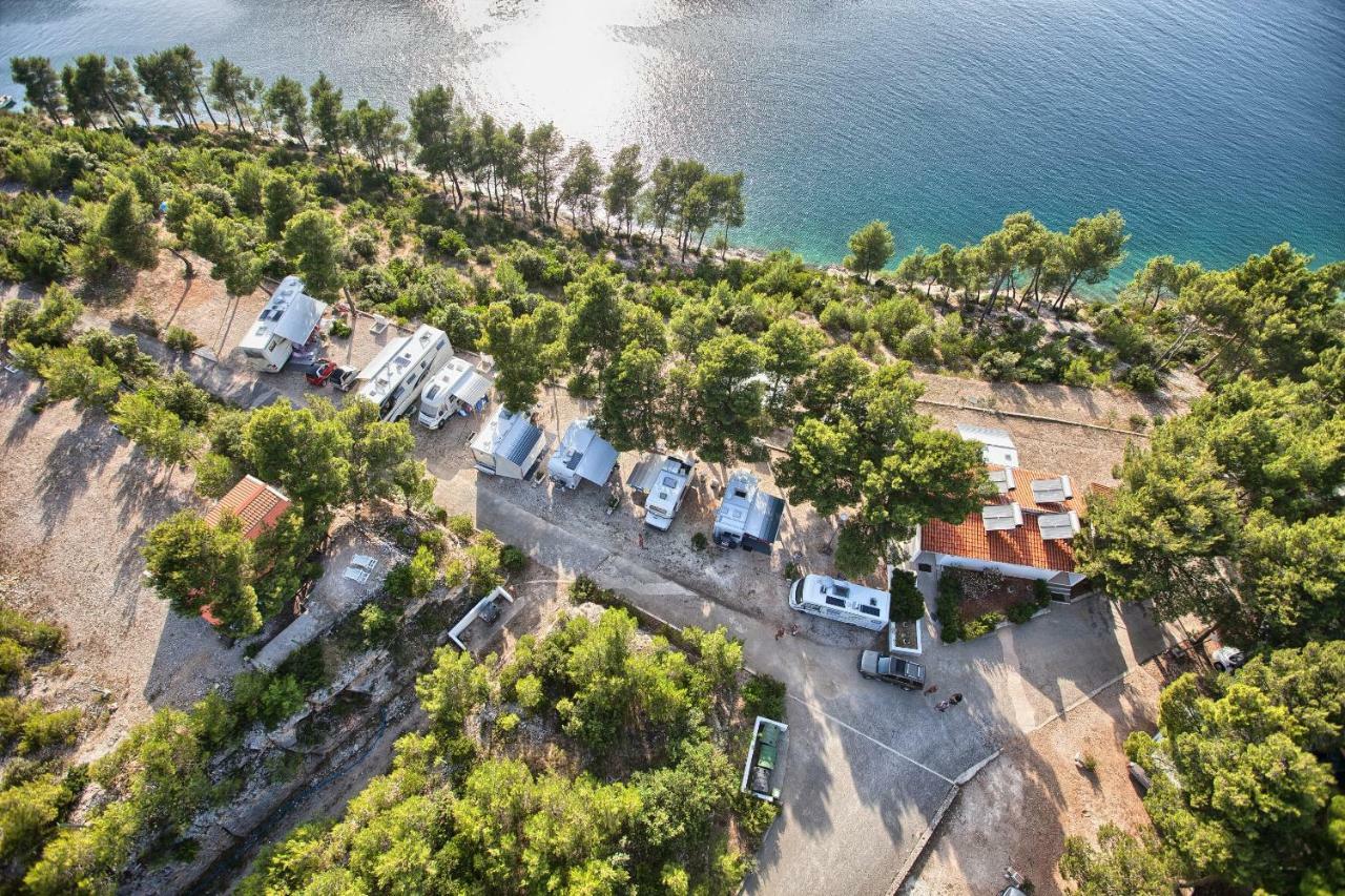 Kamp Vira Mobile Homes Đảo Hvar Ngoại thất bức ảnh