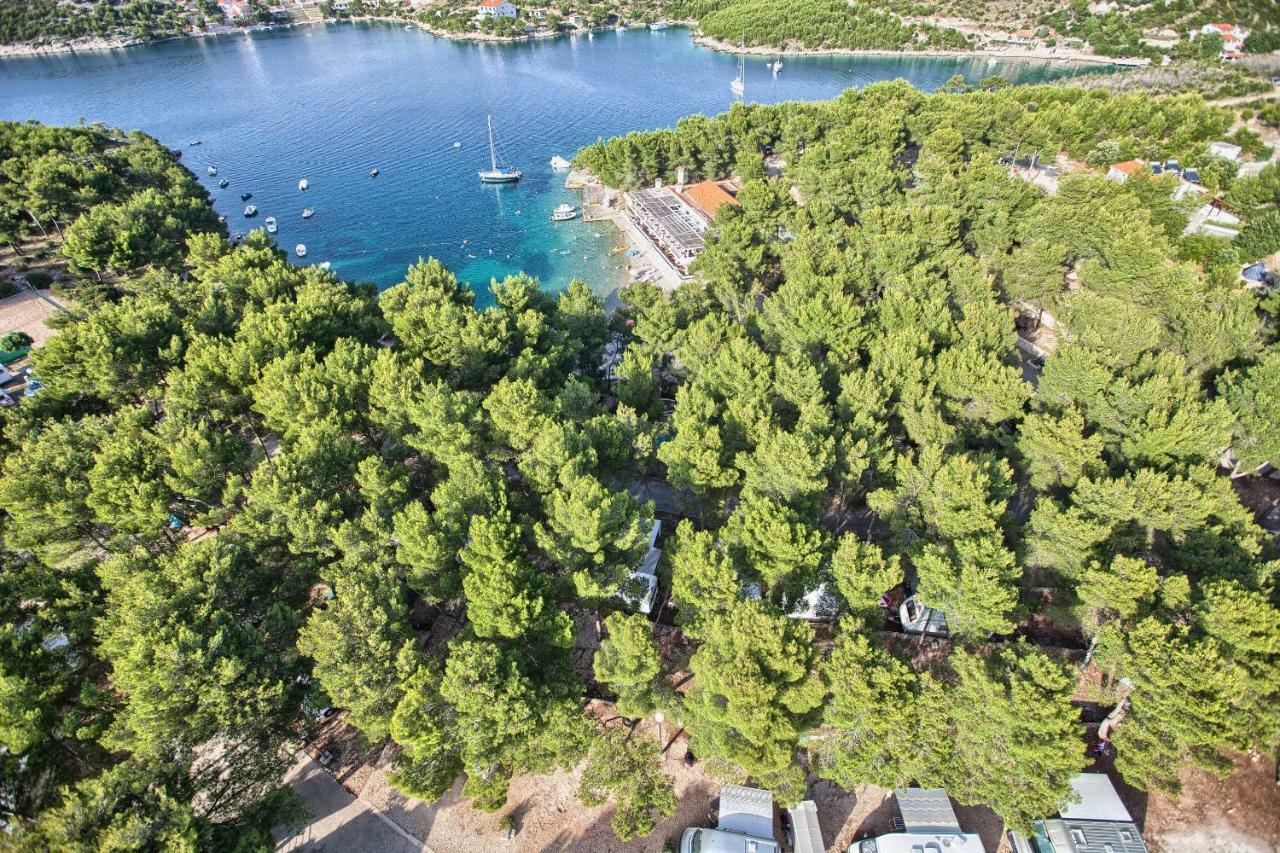 Kamp Vira Mobile Homes Đảo Hvar Ngoại thất bức ảnh