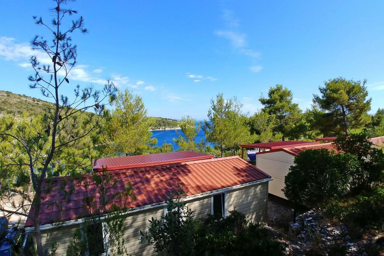 Kamp Vira Mobile Homes Đảo Hvar Ngoại thất bức ảnh