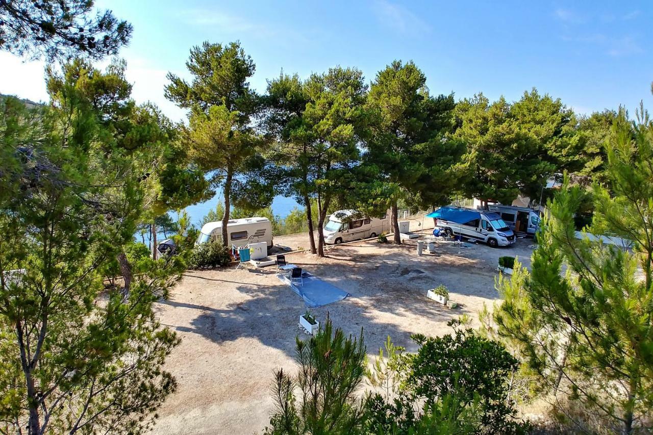 Kamp Vira Mobile Homes Đảo Hvar Ngoại thất bức ảnh